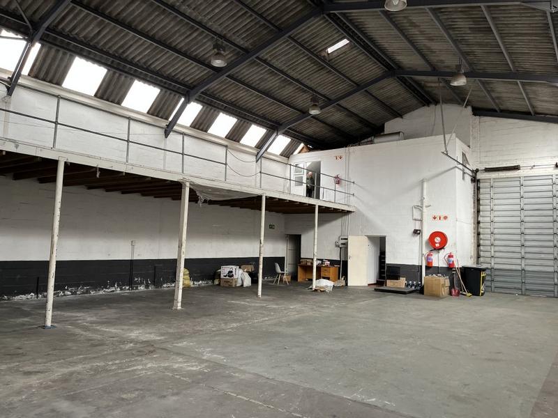 To Let commercial Property for Rent in Killarney Gardens Western Cape